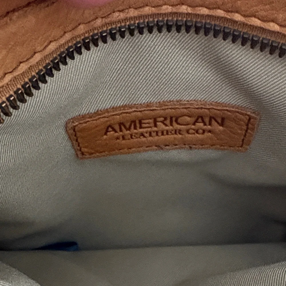 American Leather Co light brown Crossbody - Picture 3 of 4